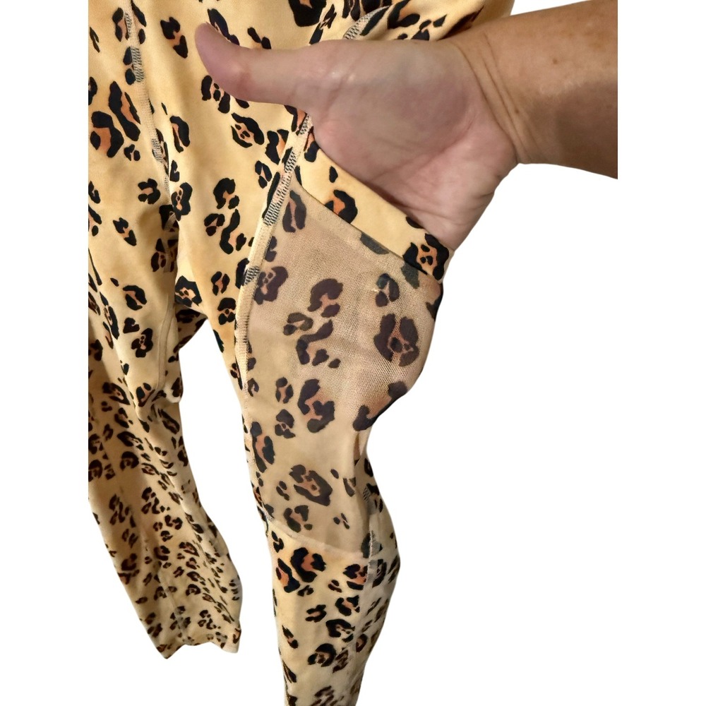 Fabletics PowerHold Leopard Print Mesh Pocket High Waisted Leggings Tan Large - Picture 3 of 4